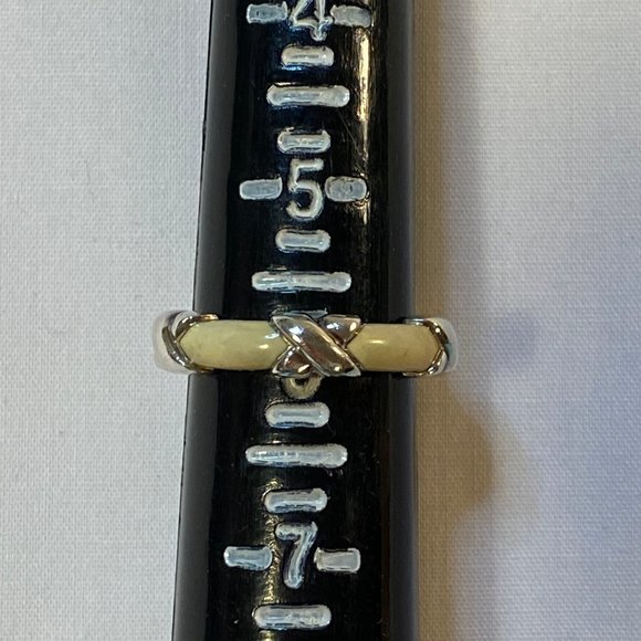 Tiffany & Co. White Enamel Signature X Stack Band Ring size 6 - Picture 11 of 15